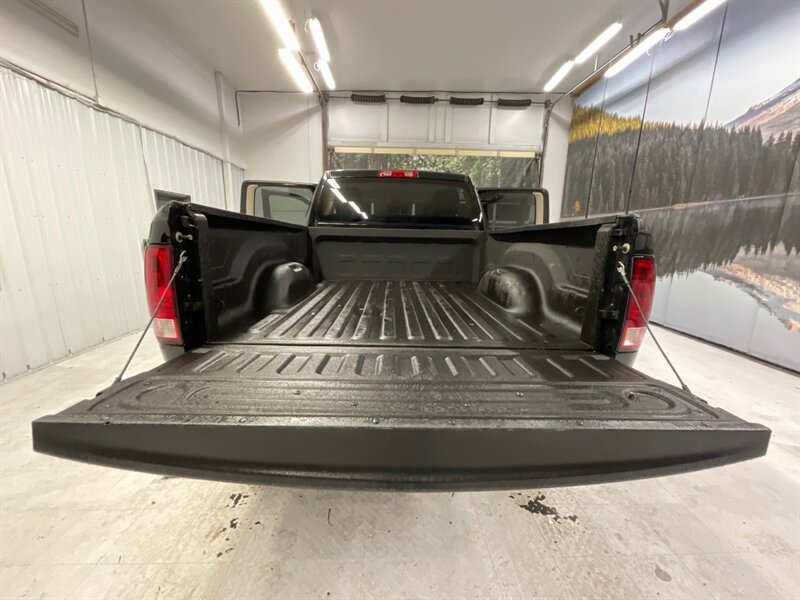 2012 RAM 2500 Powerwagon Crew Cab 4X4 / 5.7L V8 HEMI / LIFTED  / LOCAL TRUCK / RUST FREE / Navigation & Backup Camera / LIFTED w . 35 " MUD TIRES - Photo 12 - Gladstone, OR 97027