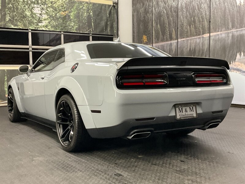 2021 Dodge Challenger R/T Scat Pack Widebody /6.4L / 392 SRT/ 4,000 MILE  1-OWNER / WIDEBODY / Heated Seats & Backup Camera / LOCAL / SHARP  SHARP !! - Photo 8 - Gladstone, OR 97027