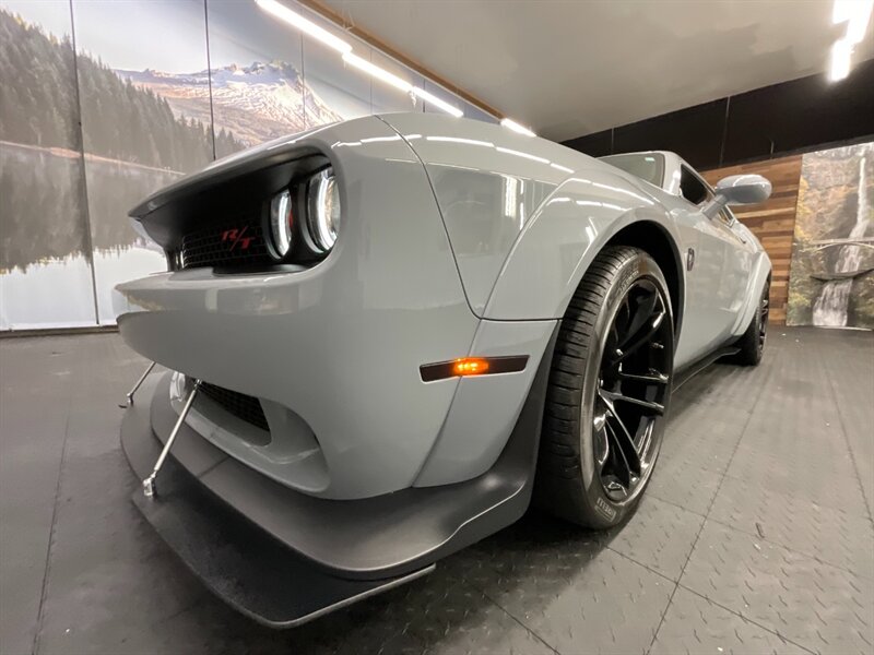 2021 Dodge Challenger R/T Scat Pack Widebody /6.4L / 392 SRT/ 4,000 MILE  1-OWNER / WIDEBODY / Heated Seats & Backup Camera / LOCAL / SHARP  SHARP !! - Photo 9 - Gladstone, OR 97027