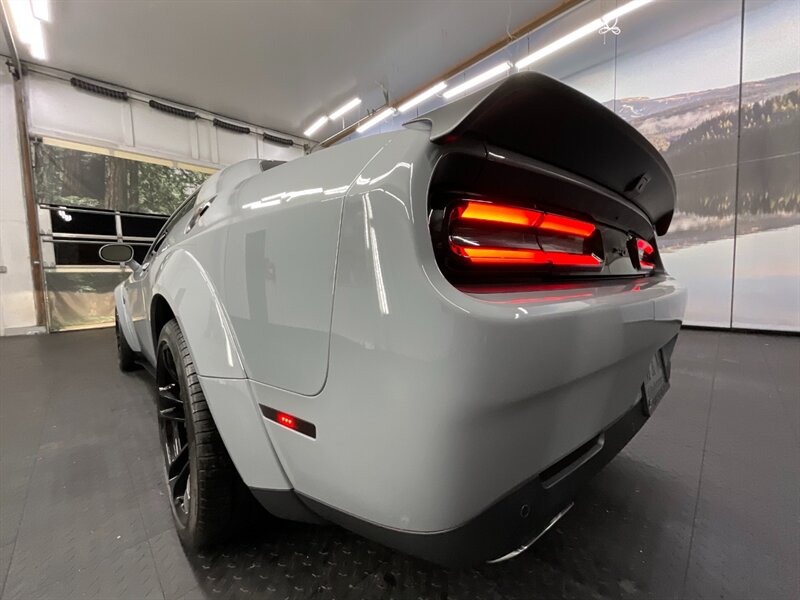 2021 Dodge Challenger R/T Scat Pack Widebody /6.4L / 392 SRT/ 4,000 MILE  1-OWNER / WIDEBODY / Heated Seats & Backup Camera / LOCAL / SHARP  SHARP !! - Photo 12 - Gladstone, OR 97027