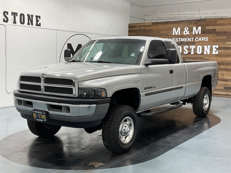 2001 Dodge Ram 2500 SLT 4X4 / 8.0L V10 / NEW TIRES / 89,000 MILES  / LOCAL TRUCK w. ZERO RUST - Photo 1 - Gladstone, OR 97027