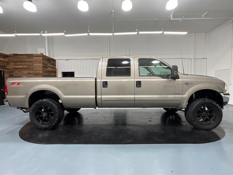 2003 Ford F-350 XLT FX4 Crew Cab 4X4 / 7.3L DIESEL / LIFTED LIFTED  / Backup Camera / NO RUST - Photo 4 - Gladstone, OR 97027