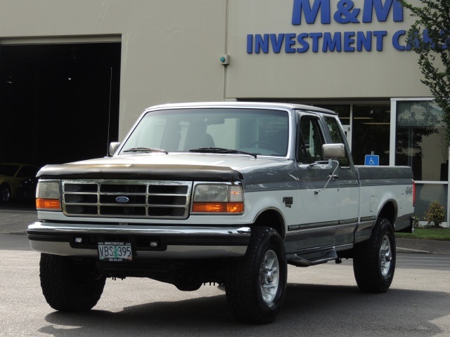 1996 Ford F-250 XLT / 4X4 / 7.3L Turbo Diesel / 5-SPEED MANUAL   - Photo 44 - Portland, OR 97217