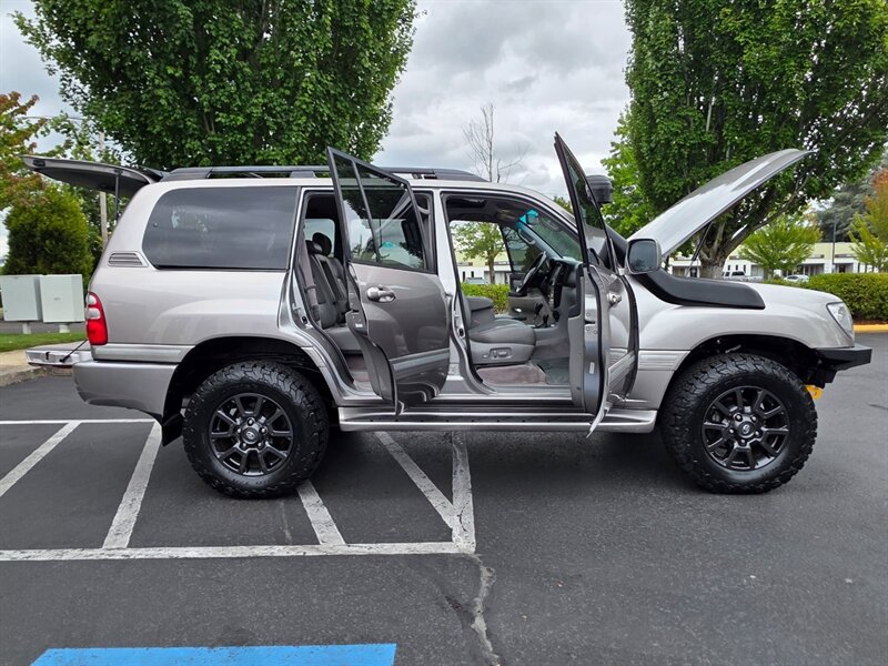 2004 Toyota Land Cruiser 4X4 DOBINSON LIFT / BF GOODRICH / TIMING BELT DONE / CUSTOM BUMPER / 8-PASSENGER / IMMACULATE SHAPE !! - Photo 24 - Portland, OR 97217
