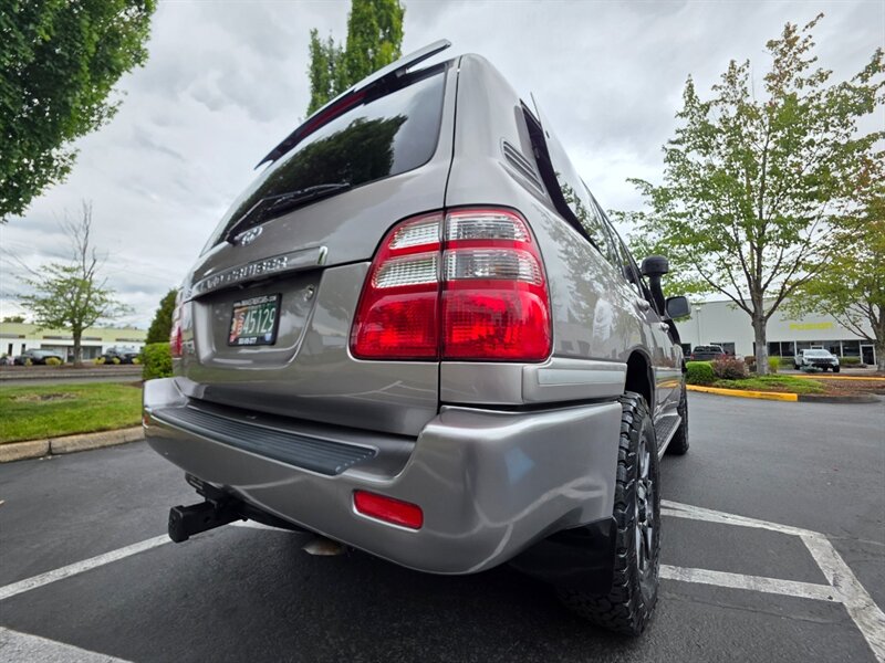 2004 Toyota Land Cruiser 4X4 DOBINSON LIFT / BF GOODRICH / TIMING BELT DONE / CUSTOM BUMPER / 8-PASSENGER / IMMACULATE SHAPE !! - Photo 10 - Portland, OR 97217