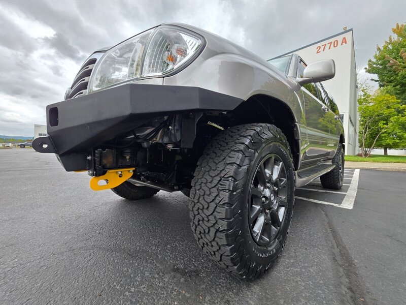 2004 Toyota Land Cruiser 4X4 DOBINSON LIFT / BF GOODRICH / TIMING BELT DONE / CUSTOM BUMPER / 8-PASSENGER / IMMACULATE SHAPE !! - Photo 7 - Portland, OR 97217