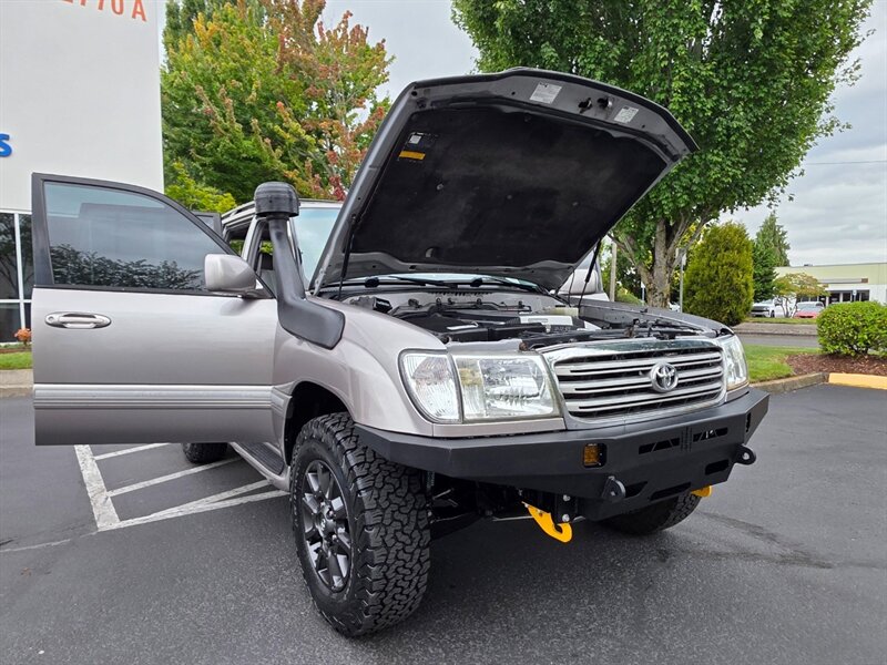 2004 Toyota Land Cruiser 4X4 DOBINSON LIFT / BF GOODRICH / TIMING BELT DONE / CUSTOM BUMPER / 8-PASSENGER / IMMACULATE SHAPE !! - Photo 27 - Portland, OR 97217
