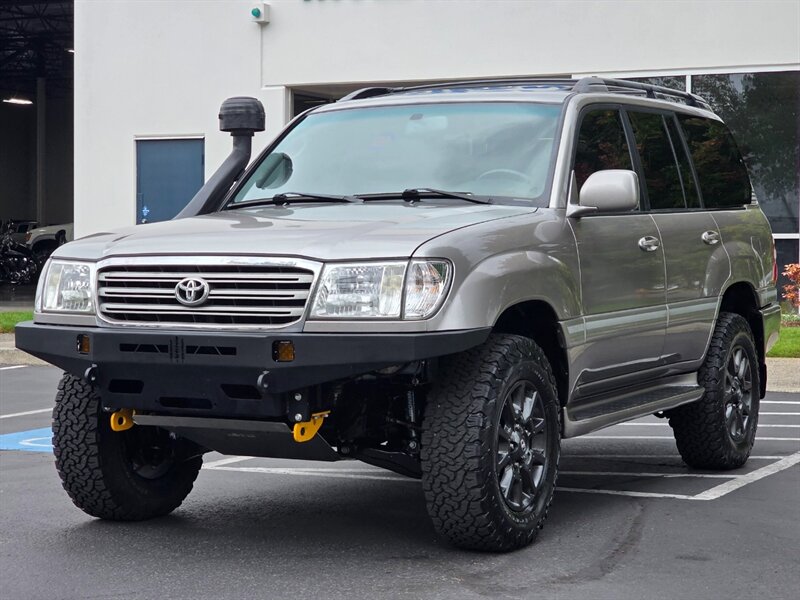 2004 Toyota Land Cruiser 4X4 DOBINSON LIFT / BF GOODRICH / TIMING BELT DONE / CUSTOM BUMPER / 8-PASSENGER / IMMACULATE SHAPE !! - Photo 1 - Portland, OR 97217