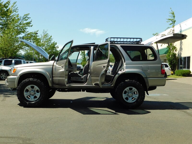 2002 Toyota 4Runner SR5 SPORT EDITION / 4WD / 1-OWNER / NEW LIFT !   - Photo 22 - Portland, OR 97217