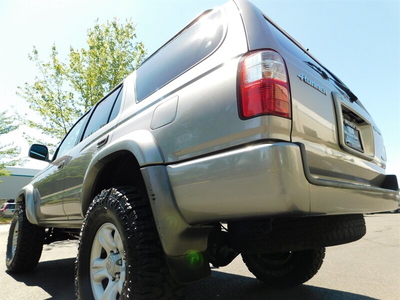 2002 Toyota 4Runner SR5 SPORT EDITION / 4WD / 1-OWNER / NEW LIFT !   - Photo 11 - Portland, OR 97217