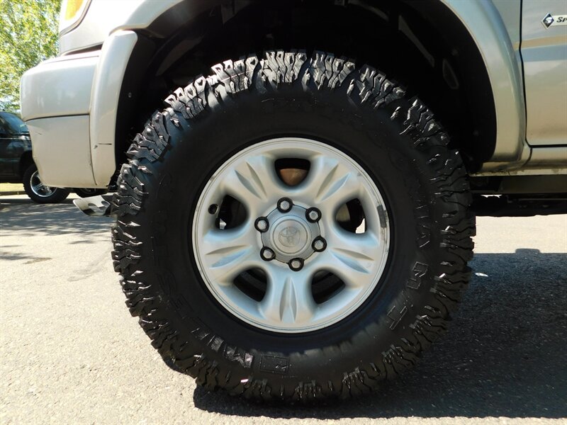 2002 Toyota 4Runner SR5 SPORT EDITION / 4WD / 1-OWNER / NEW LIFT !   - Photo 40 - Portland, OR 97217