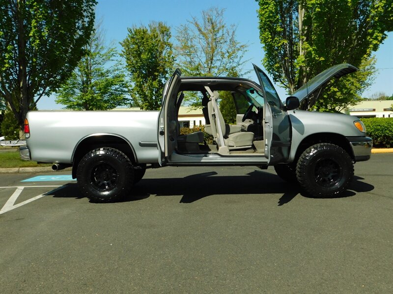 2001 Toyota Tundra SR5 4dr Access Cab SR5 V8 LIFTED / NEW MUDS WHEELS   - Photo 9 - Portland, OR 97217