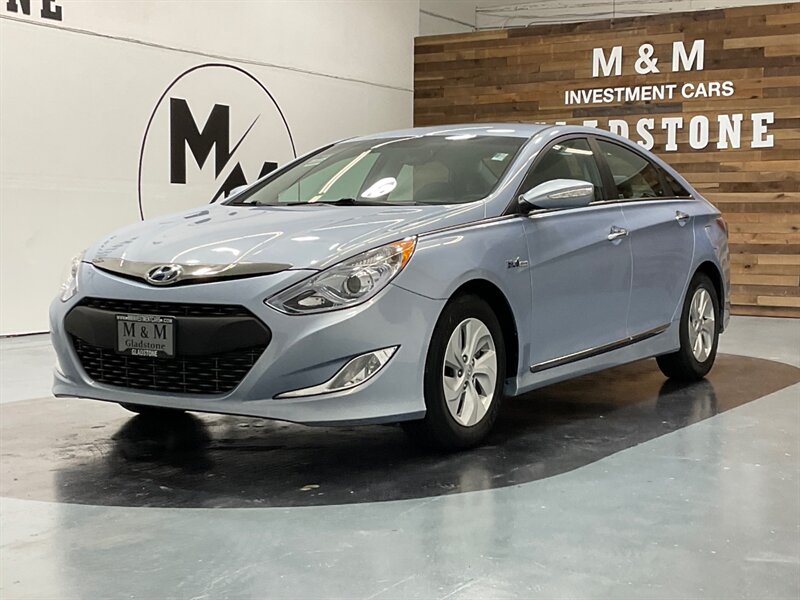 2014 Hyundai SONATA Hybrid   - Photo 52 - Gladstone, OR 97027