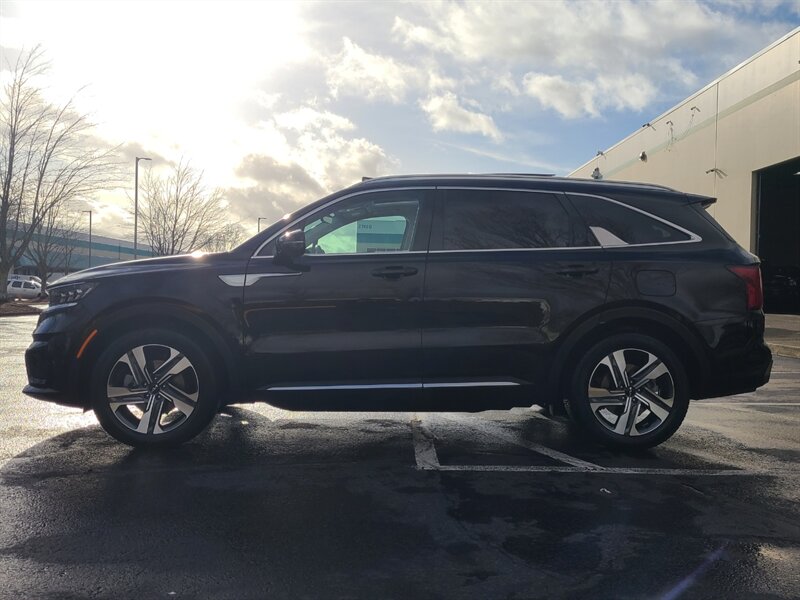 2023 Kia Sorento Hybrid SX Prestige AWD Every Option / 4K / Like New  / Full Warranty / IMMACULATE & FULLY LOADED !!! - Photo 3 - Portland, OR 97217