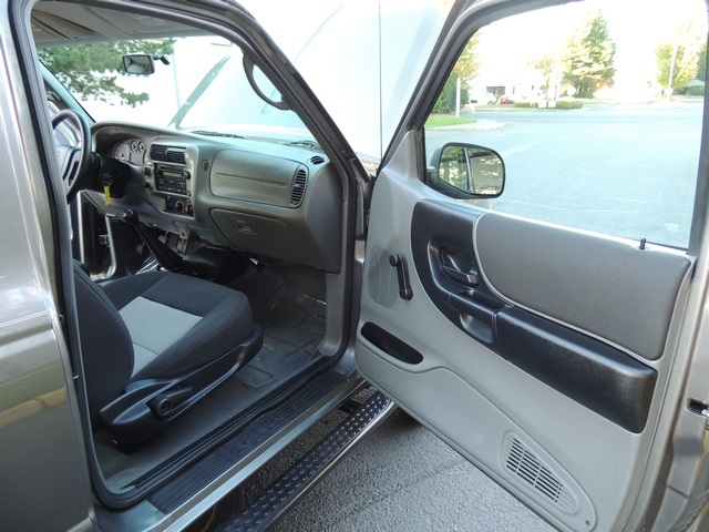 2005 Ford Ranger XLT / 4X4 /SuperCab/ V6 / 5-SPEED MANUAL / 1-OWNER   - Photo 29 - Portland, OR 97217