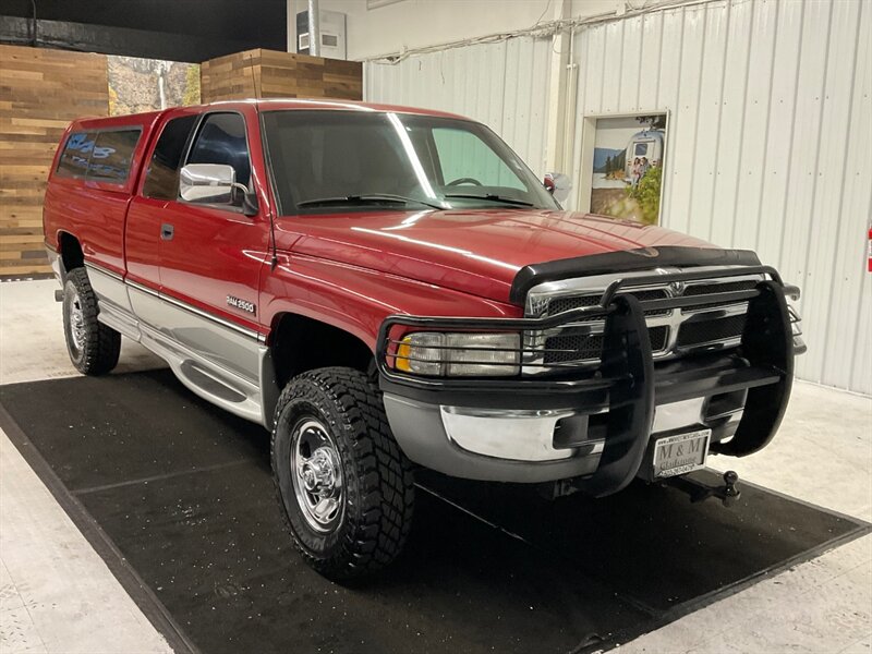 1997 Dodge Ram 2500 Laramie SLT  / Leather / RUST FREE - Photo 2 - Gladstone, OR 97027