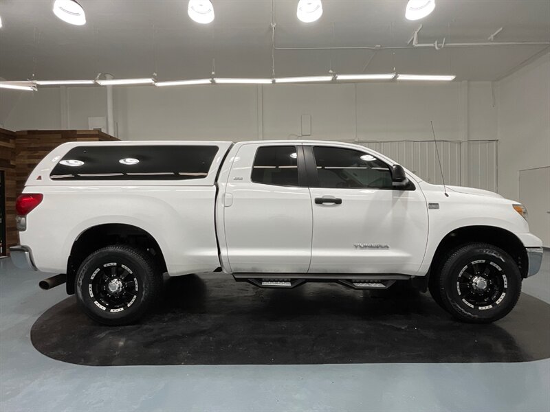 2007 Toyota Tundra SR5 Double Cab 4X4 / 4.7L V8 / LOCAL TRUCK  / ZERO RUST - Photo 4 - Gladstone, OR 97027