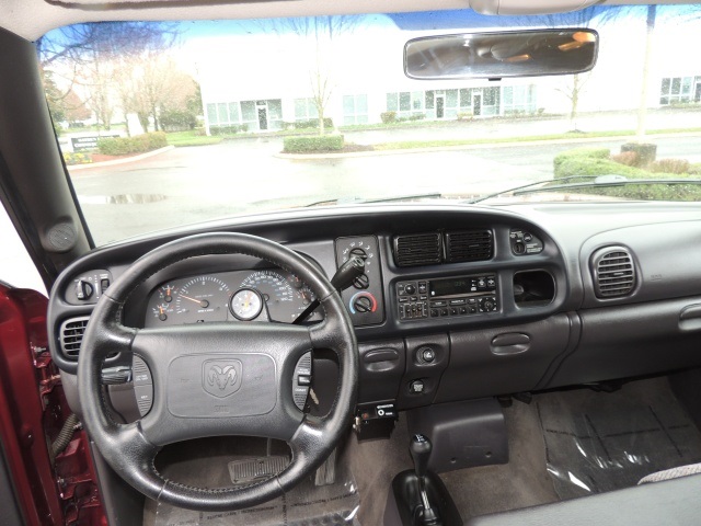 2001 Dodge Ram 2500 4X4 / Short Bed / 5.9L CUMMINS Diesel / 112k miles   - Photo 28 - Portland, OR 97217