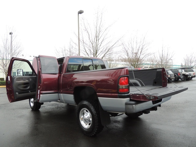 2001 Dodge Ram 2500 4X4 / Short Bed / 5.9L CUMMINS Diesel / 112k miles   - Photo 11 - Portland, OR 97217