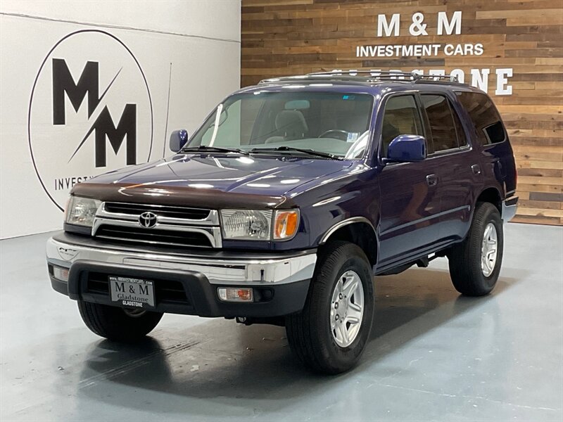 2001 Toyota 4Runner SR5 Sport Utility 4X4 / 3.4L V6 / 118K MILES  / ZERO RUST / SUNROOF / FRESH TIMING BELT SERVICE DONE - Photo 1 - Gladstone, OR 97027