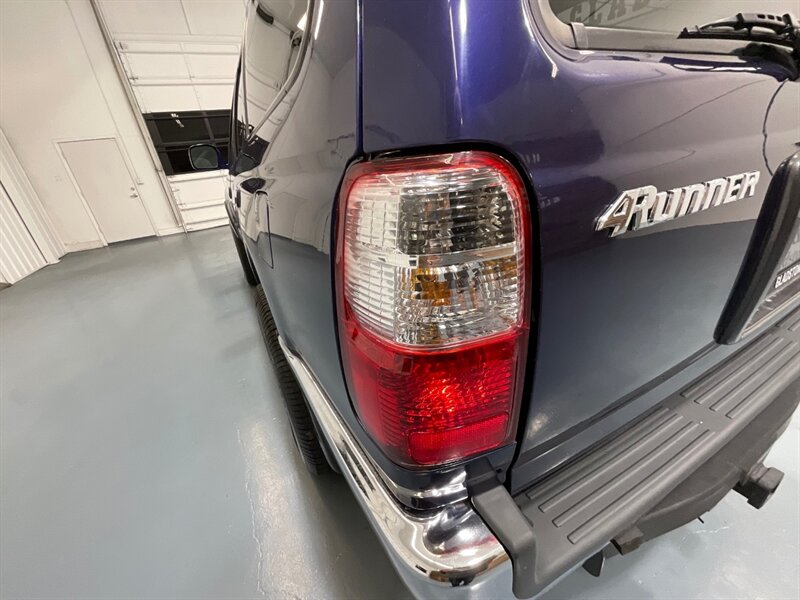 2001 Toyota 4Runner SR5 Sport Utility 4X4 / 3.4L V6 / 118K MILES  / ZERO RUST / SUNROOF / FRESH TIMING BELT SERVICE DONE - Photo 29 - Gladstone, OR 97027