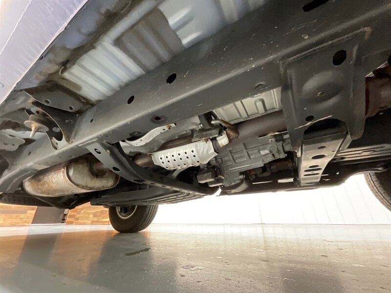 2001 Toyota 4Runner SR5 Sport Utility 4X4 / 3.4L V6 / 118K MILES  / ZERO RUST / SUNROOF / FRESH TIMING BELT SERVICE DONE - Photo 48 - Gladstone, OR 97027