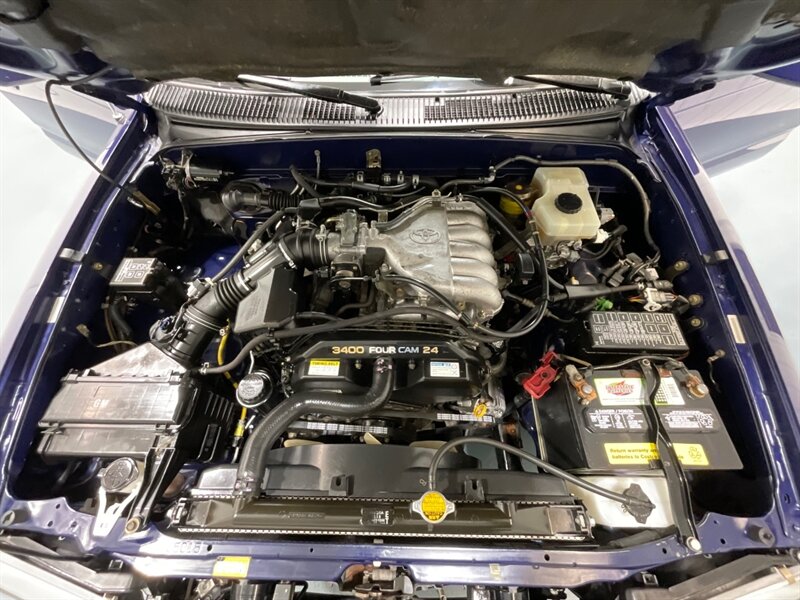 2001 Toyota 4Runner SR5 Sport Utility 4X4 / 3.4L V6 / 118K MILES  / ZERO RUST / SUNROOF / FRESH TIMING BELT SERVICE DONE - Photo 47 - Gladstone, OR 97027