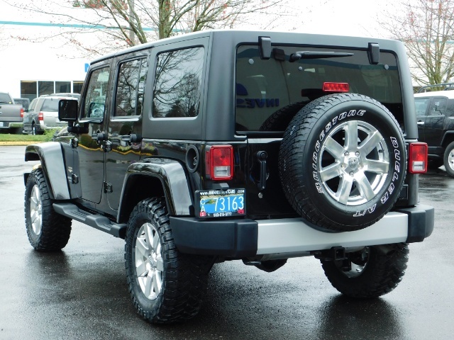 2012 Jeep Wrangler Unlimited Sahara / 4WD / Hard Top / Navi / LIFTED   - Photo 7 - Portland, OR 97217