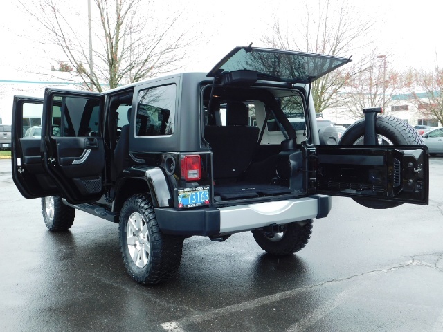 2012 Jeep Wrangler Unlimited Sahara / 4WD / Hard Top / Navi / LIFTED   - Photo 27 - Portland, OR 97217