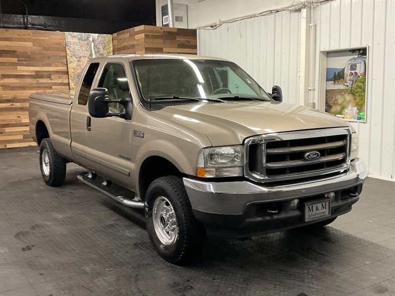 2002 Ford F-350 Lariat 4X4 / 7.3L DIESEL / RUST FREE/ 101,000 MILE  Leather & Heated Seats / SUPER CLEAN TRUCK / LOW MILES - Photo 2 - Gladstone, OR 97027