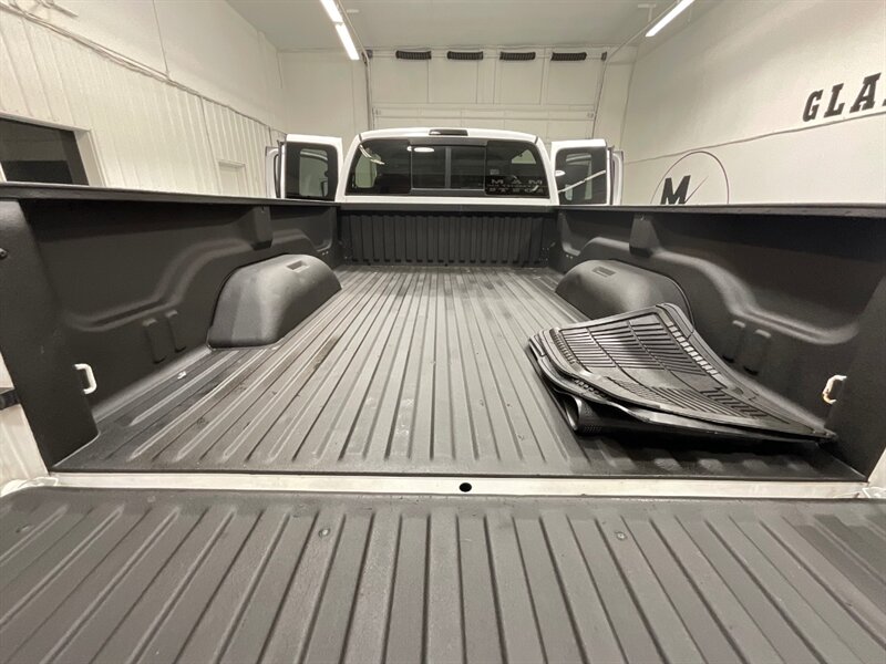 2001 Dodge Ram 2500 Laramie 4X4 5.9L DIESEL / NEW WHEELS & TIRES / Leather Seats / Long Bed / ZERO RUST - Photo 11 - Gladstone, OR 97027