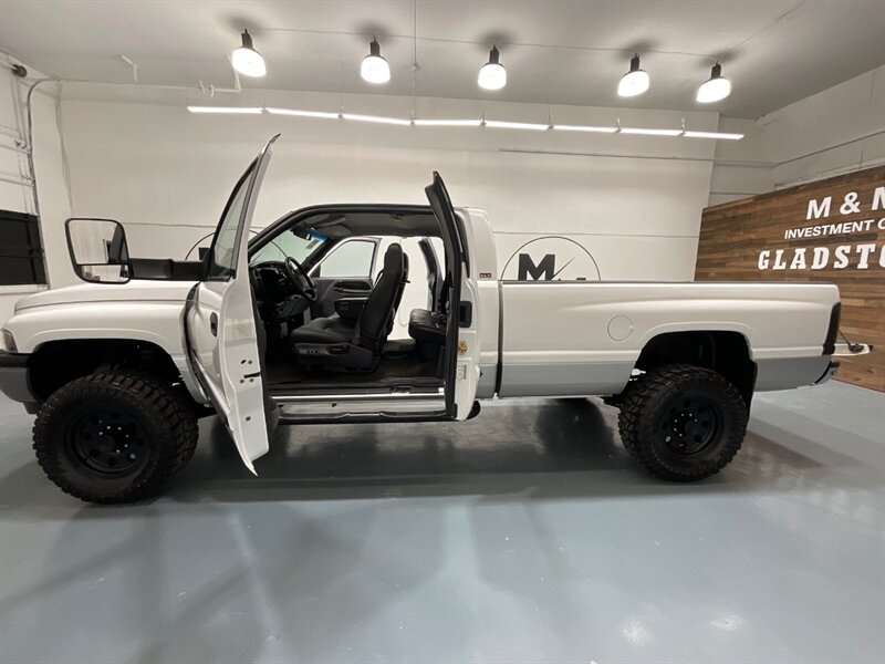 2001 Dodge Ram 2500 Laramie 4X4 5.9L DIESEL / NEW WHEELS & TIRES / Leather Seats / Long Bed / ZERO RUST - Photo 12 - Gladstone, OR 97027