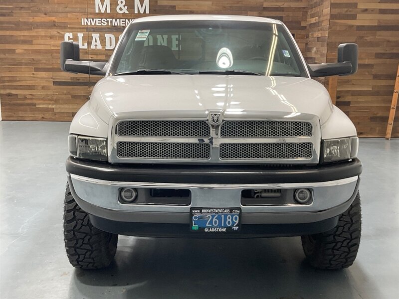 2001 Dodge Ram 2500 Laramie 4X4 5.9L DIESEL / NEW WHEELS & TIRES / Leather Seats / Long Bed / ZERO RUST - Photo 5 - Gladstone, OR 97027
