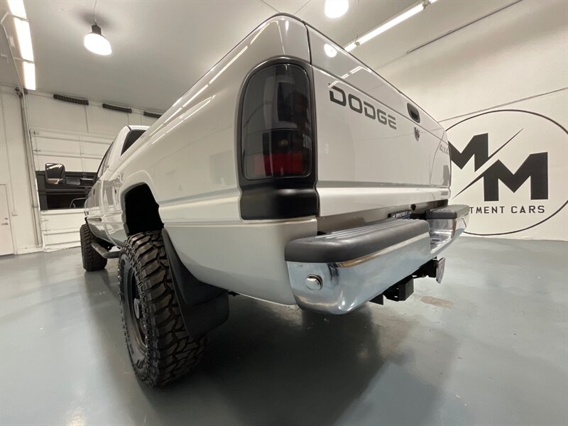 2001 Dodge Ram 2500 Laramie 4X4 5.9L DIESEL / NEW WHEELS & TIRES / Leather Seats / Long Bed / ZERO RUST - Photo 53 - Gladstone, OR 97027