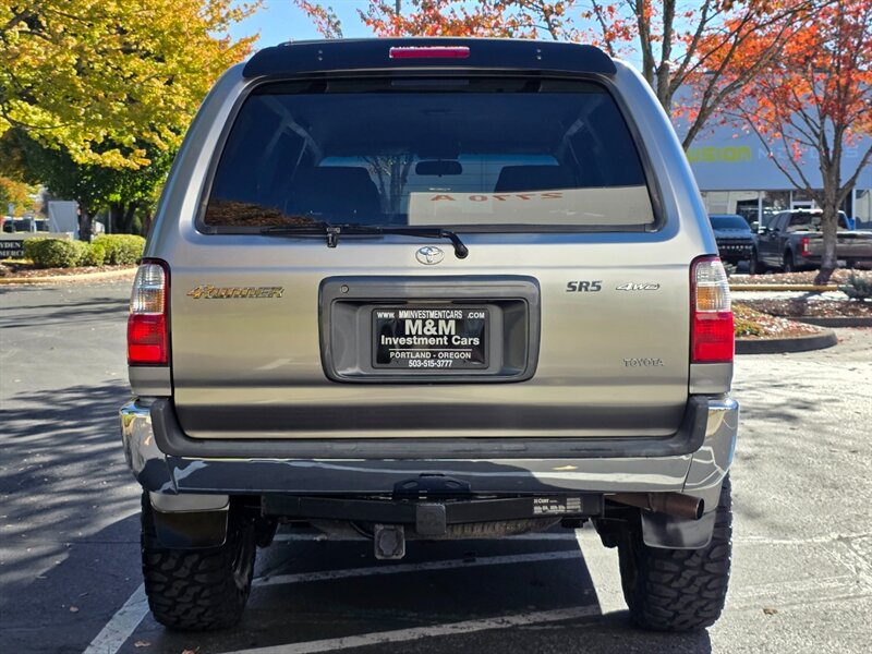 2001 Toyota 4Runner SR5 V6 / 4X4 / DIFF LOCK / TIMING BELT DONE / NEW TIRES / NEW LIFT / SERVICE RECORDS - Photo 6 - Portland, OR 97217