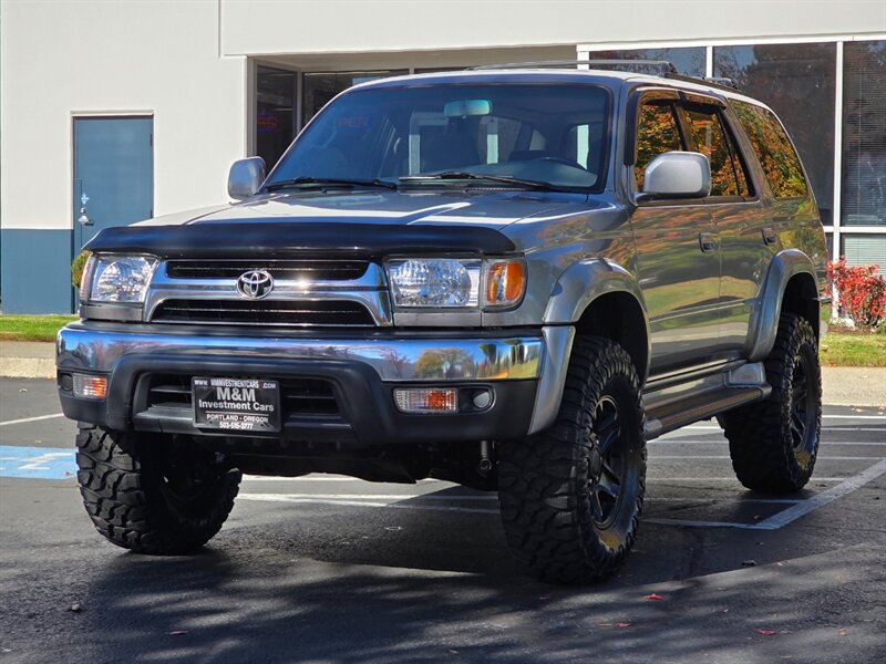 2001 Toyota 4Runner SR5 V6 / 4X4 / DIFF LOCK / TIMING BELT DONE / NEW TIRES / NEW LIFT / SERVICE RECORDS - Photo 1 - Portland, OR 97217