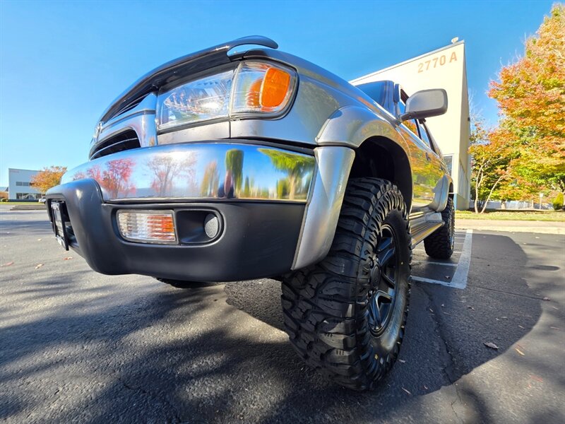 2001 Toyota 4Runner SR5 V6 / 4X4 / DIFF LOCK / TIMING BELT DONE / NEW TIRES / NEW LIFT / SERVICE RECORDS - Photo 10 - Portland, OR 97217