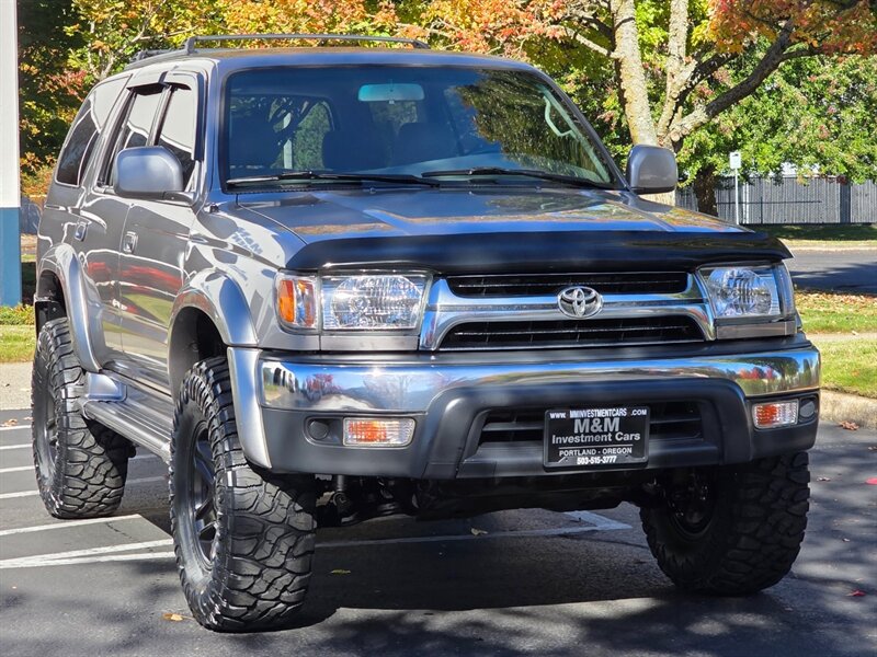 2001 Toyota 4Runner SR5 V6 / 4X4 / DIFF LOCK / TIMING BELT DONE / NEW TIRES / NEW LIFT / SERVICE RECORDS - Photo 2 - Portland, OR 97217