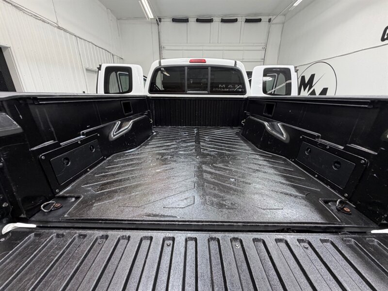 2012 Toyota Tacoma PreRunner V6 SR5 / NEW TIRES / Backup Camera /LOCAL TRUCK w. ZERO RUST - Photo 11 - Gladstone, OR 97027