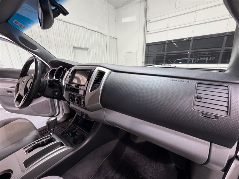 2012 Toyota Tacoma PreRunner V6 SR5 / NEW TIRES / Backup Camera /LOCAL TRUCK w. ZERO RUST - Photo 37 - Gladstone, OR 97027