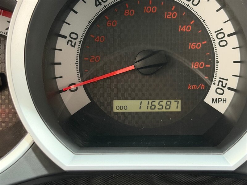2012 Toyota Tacoma PreRunner V6 SR5 / NEW TIRES / Backup Camera /LOCAL TRUCK w. ZERO RUST - Photo 50 - Gladstone, OR 97027