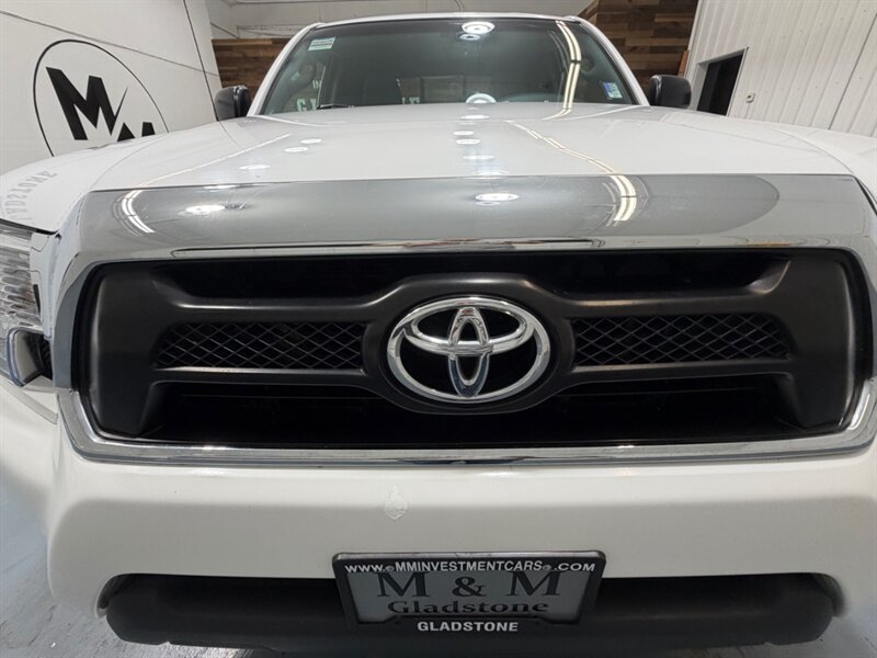 2012 Toyota Tacoma PreRunner V6 SR5 / NEW TIRES / Backup Camera /LOCAL TRUCK w. ZERO RUST - Photo 30 - Gladstone, OR 97027