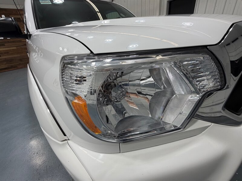 2012 Toyota Tacoma PreRunner V6 SR5 / NEW TIRES / Backup Camera /LOCAL TRUCK w. ZERO RUST - Photo 27 - Gladstone, OR 97027