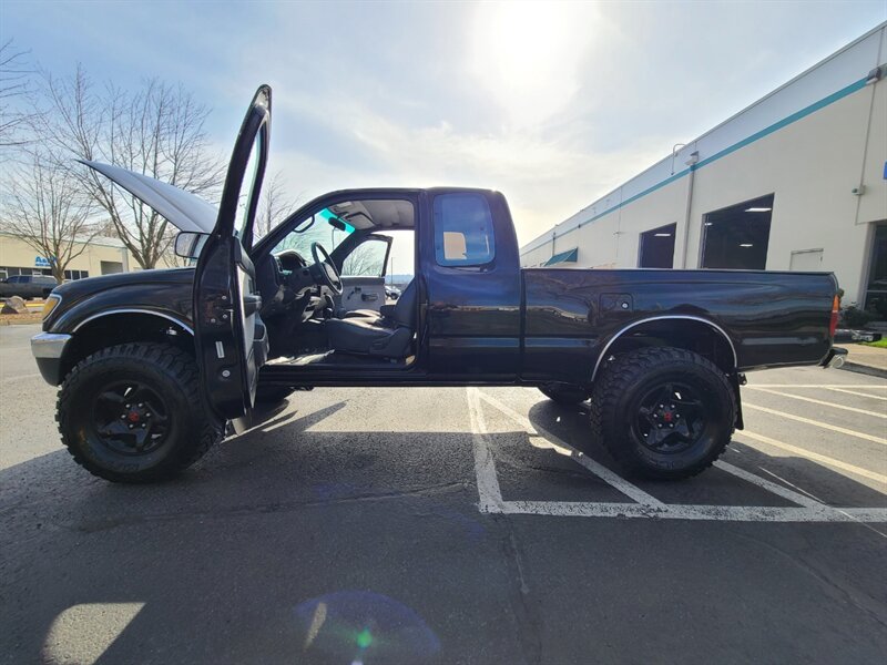 1997 Toyota Tacoma 4X4 / V6 3.4 L TIMING BELT DONE / LIFTED / 1-OWNER  / NEW TIRES / LOCAL TRUCK / NO RUST / LOW MILES !! - Photo 21 - Portland, OR 97217