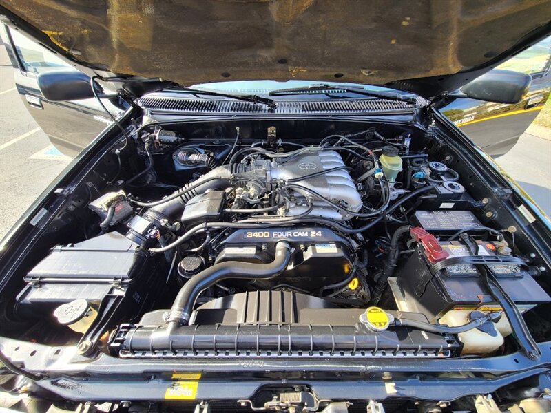 1997 Toyota Tacoma 4X4 / V6 3.4 L TIMING BELT DONE / LIFTED / 1-OWNER  / NEW TIRES / LOCAL TRUCK / NO RUST / LOW MILES !! - Photo 30 - Portland, OR 97217