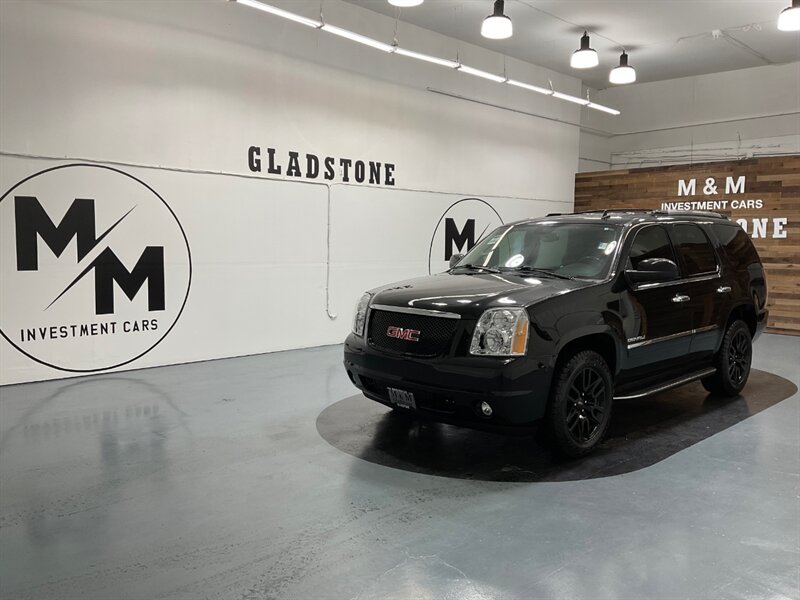 2011 GMC Yukon Denali 4X4 / 6.2L V8 / Leather DVD Player / LOCAL  / 3RD ROW SEAT - Photo 66 - Gladstone, OR 97027