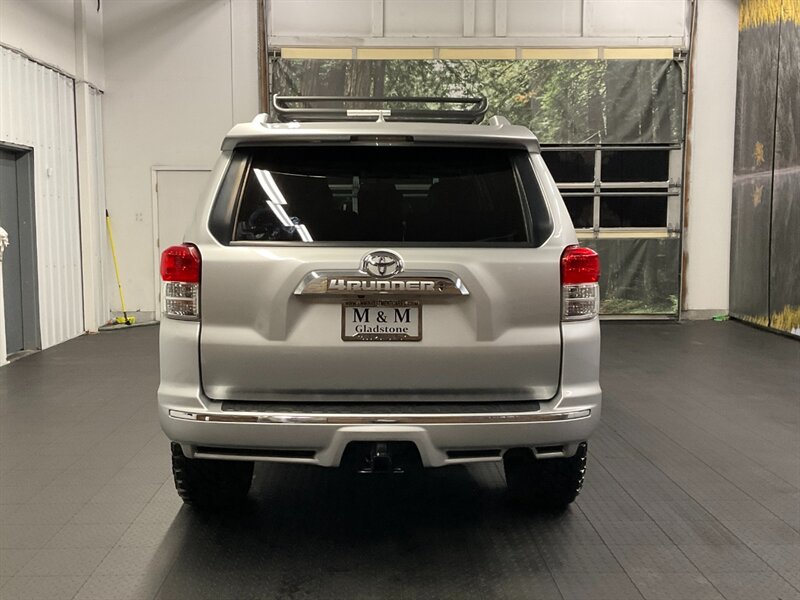 2013 Toyota 4Runner Limited 4X4 / 3RD ROW SEAT / LIFTED LIFTED  Leather & Heated Seats / Navigation & Camera / Sunroof / LIFTED / LOCAL OREGON SUV / RUST FREE !! - Photo 6 - Gladstone, OR 97027