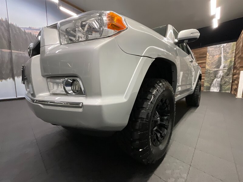 2013 Toyota 4Runner Limited 4X4 / 3RD ROW SEAT / LIFTED LIFTED  Leather & Heated Seats / Navigation & Camera / Sunroof / LIFTED / LOCAL OREGON SUV / RUST FREE !! - Photo 9 - Gladstone, OR 97027