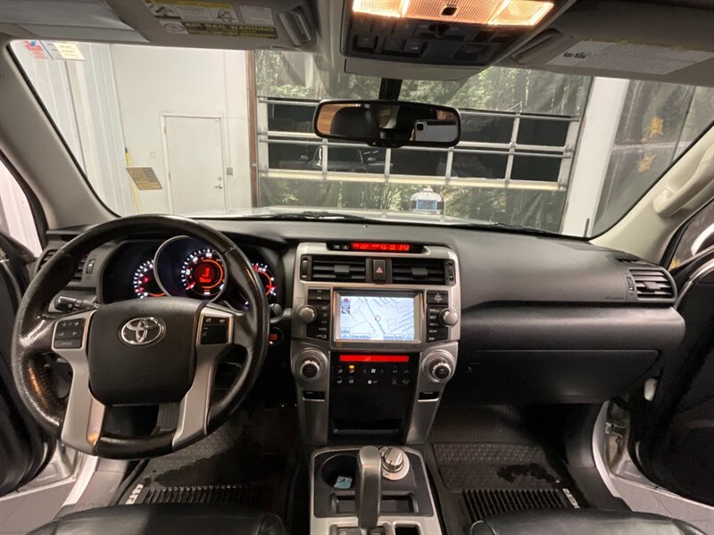 2013 Toyota 4Runner Limited 4X4 / 3RD ROW SEAT / LIFTED LIFTED  Leather & Heated Seats / Navigation & Camera / Sunroof / LIFTED / LOCAL OREGON SUV / RUST FREE !! - Photo 37 - Gladstone, OR 97027