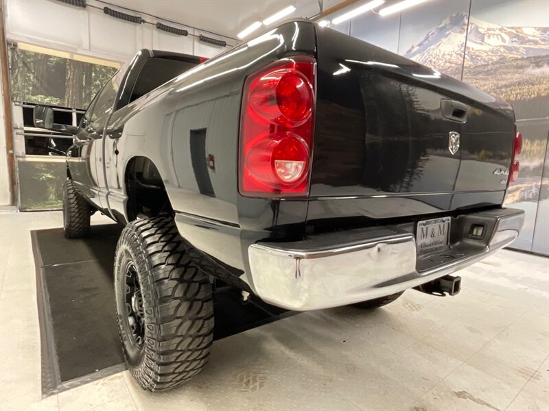 2007 Dodge Ram 2500 SLT MEGACAB 4X4 / 6.7L DIESEL / 6-SPEED MANUAL  / LIFTED w. 37 " MUD TIRES & 17 " XD WHEELS / LOCAL OREGON TRUCK / RUST FREE / SHARP & CLEAN !! - Photo 28 - Gladstone, OR 97027